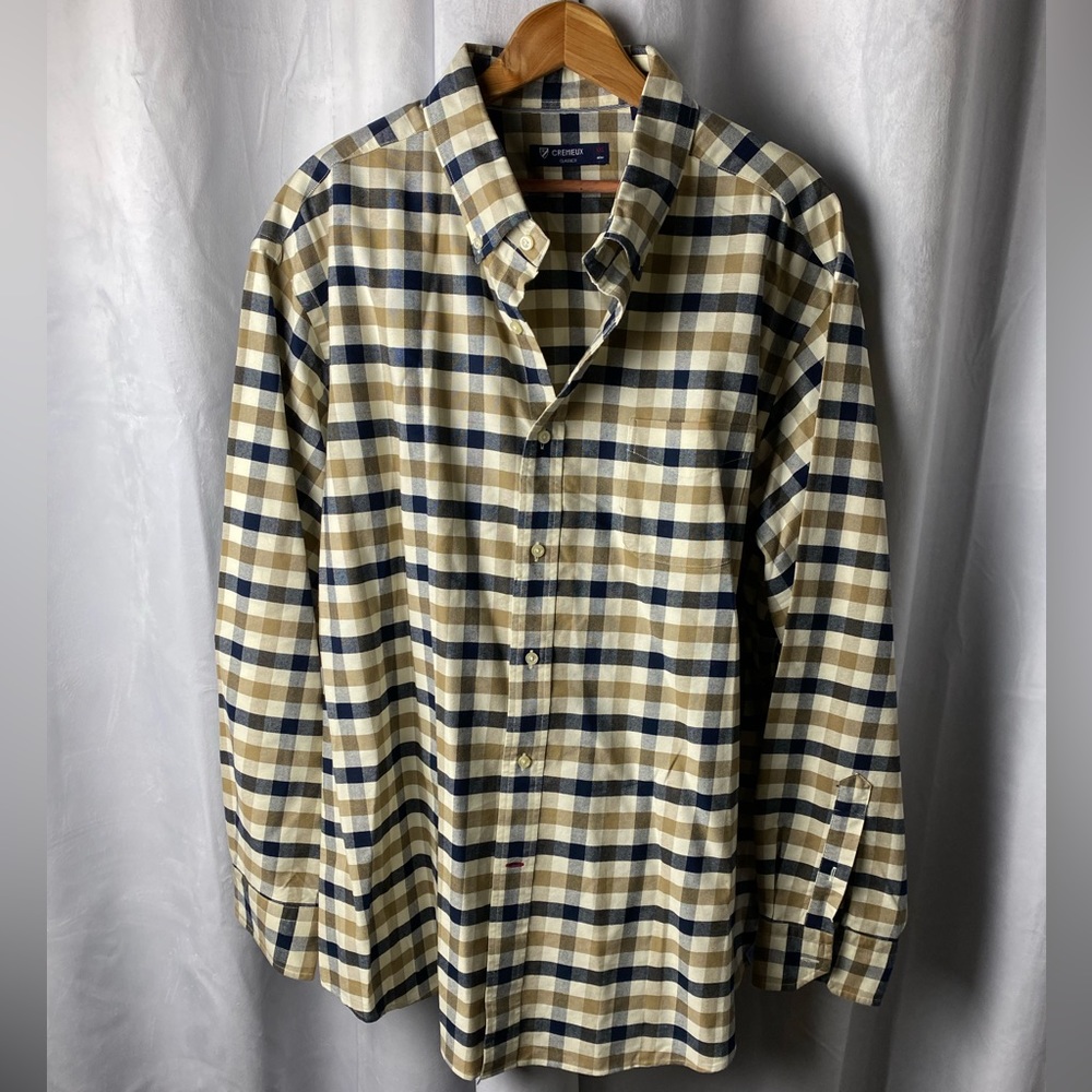 CREMIUX broadcloth shirt.